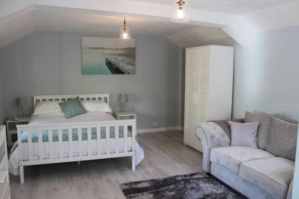 The Little Acorn Apartment Лидни Екстериор снимка
